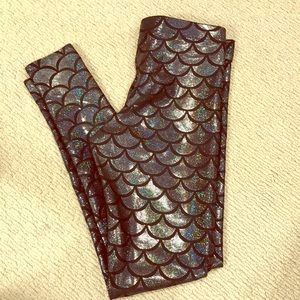 NWOT Blackmilk Mermaid print leggings SZ M
